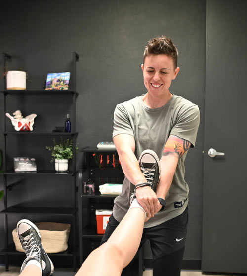 Onward Physical Therapy | Dr. Abby Bird, Doctor of Physical Therapy<br />
ICE Certified Specialist: Fitness Athlete 